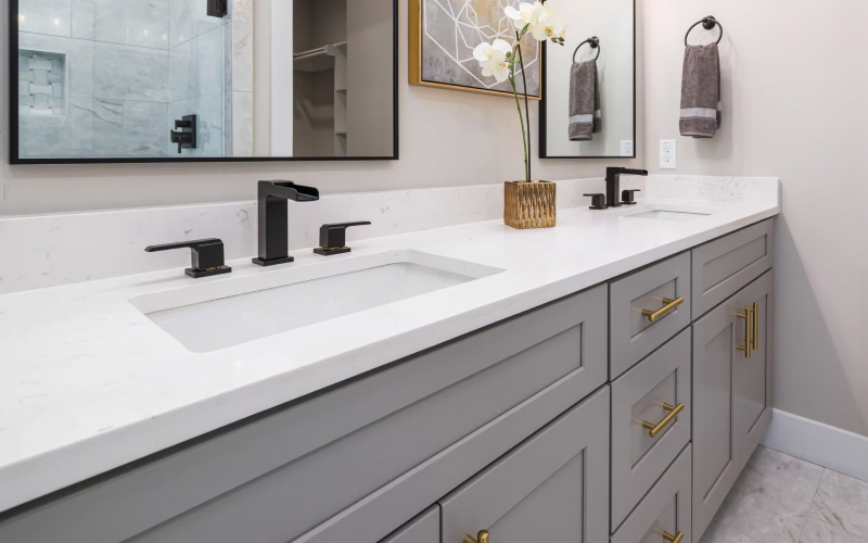 quartz bathroom countertop