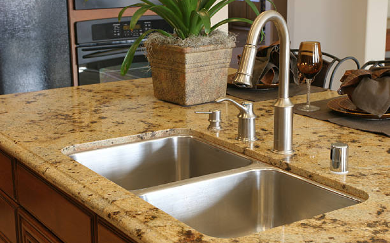 thick granite countertop